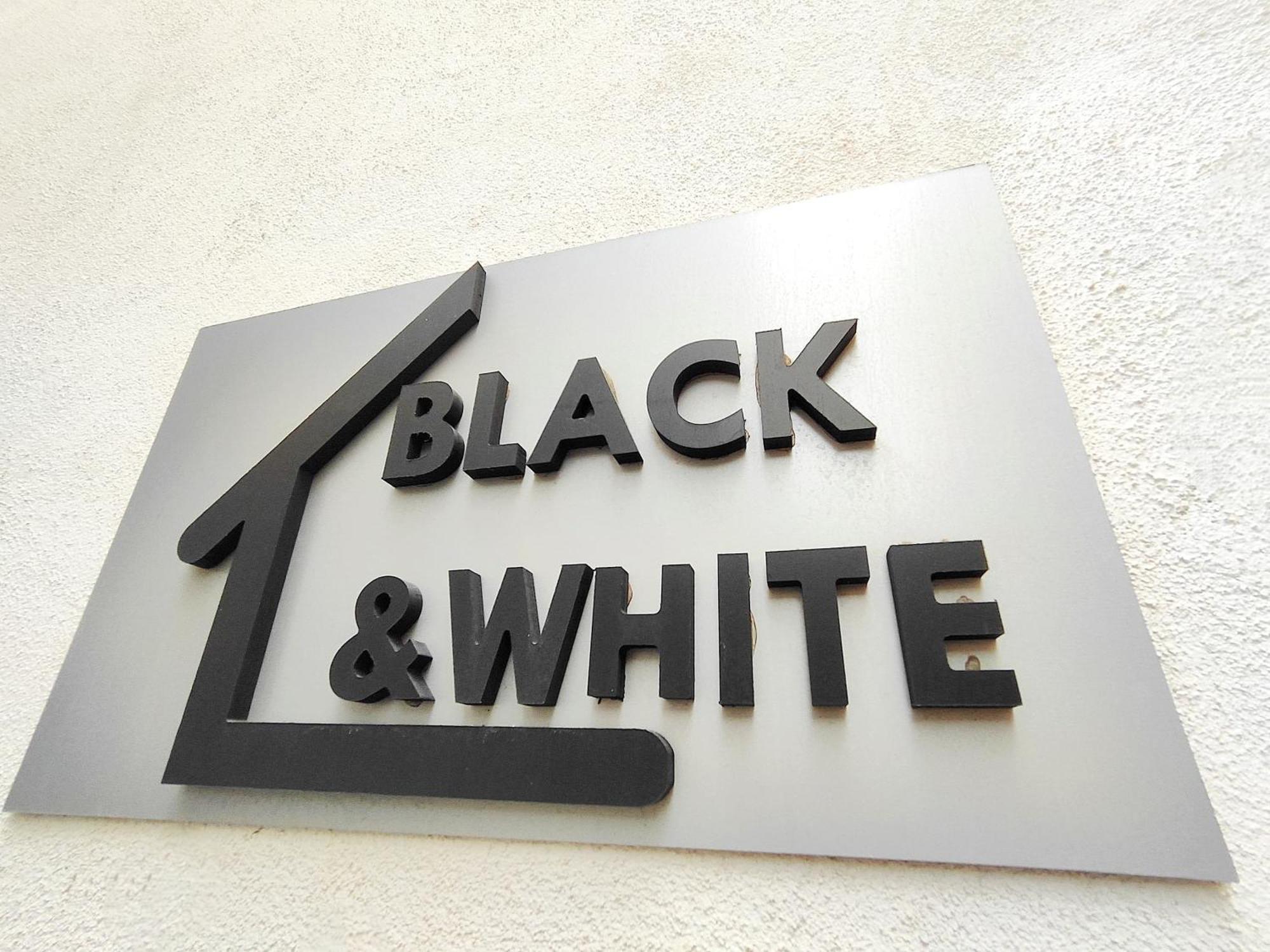 Black & White 카타니아 외부 사진